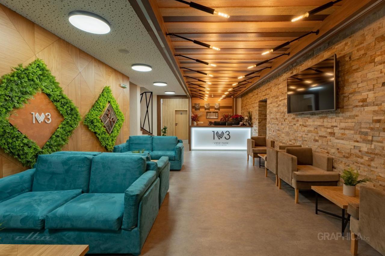 103 View Park Hotel Паничище Екстериор снимка
